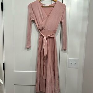 Beautiful boutique find!! Pink with sparkles and long sleeve dress